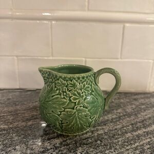 Vintage Bordallo Pinheiro Portuguese 3.5" Creamer Green Leaf Ivy Vines